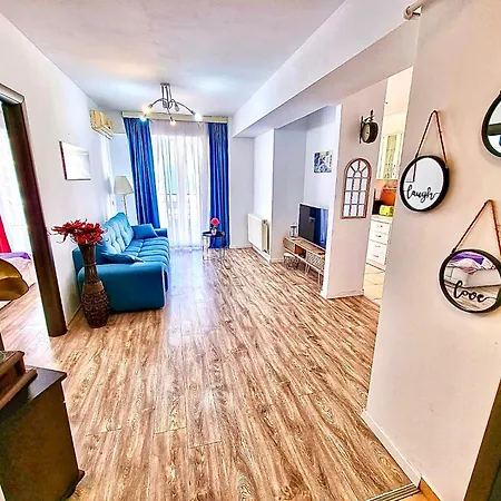 Apartment Marcony Summerland